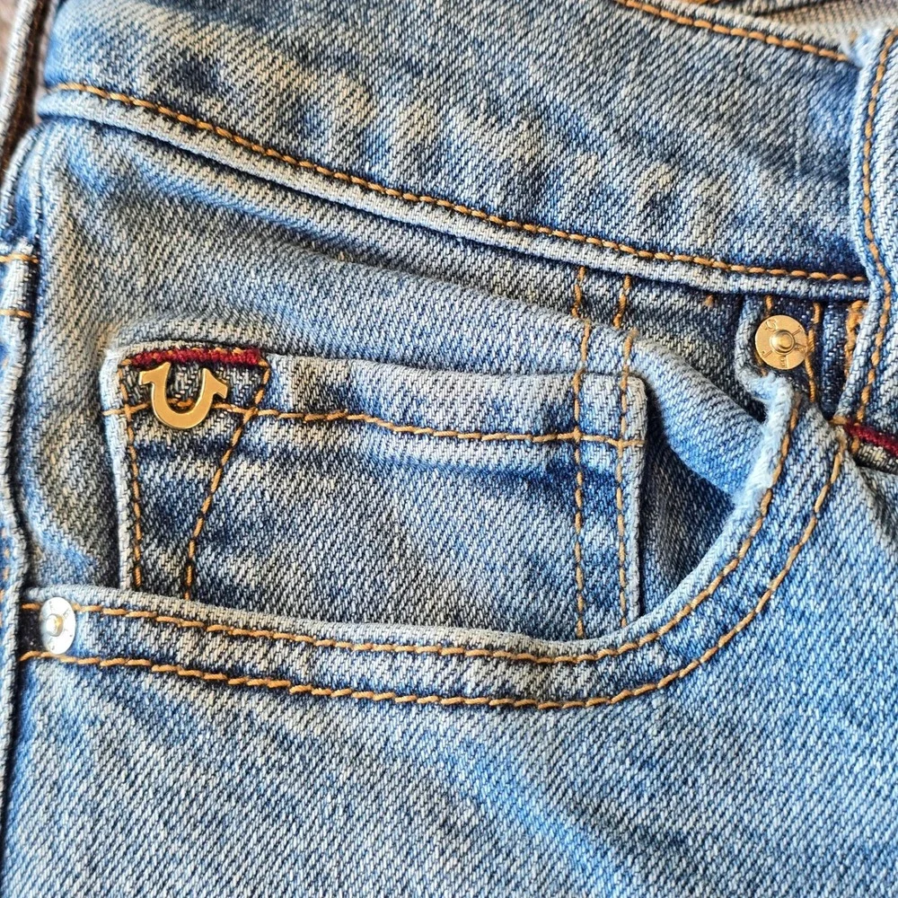 True Religion Rocco Relaxed Skinny Moto Jeans Light Wash Blue Mens 28x32
